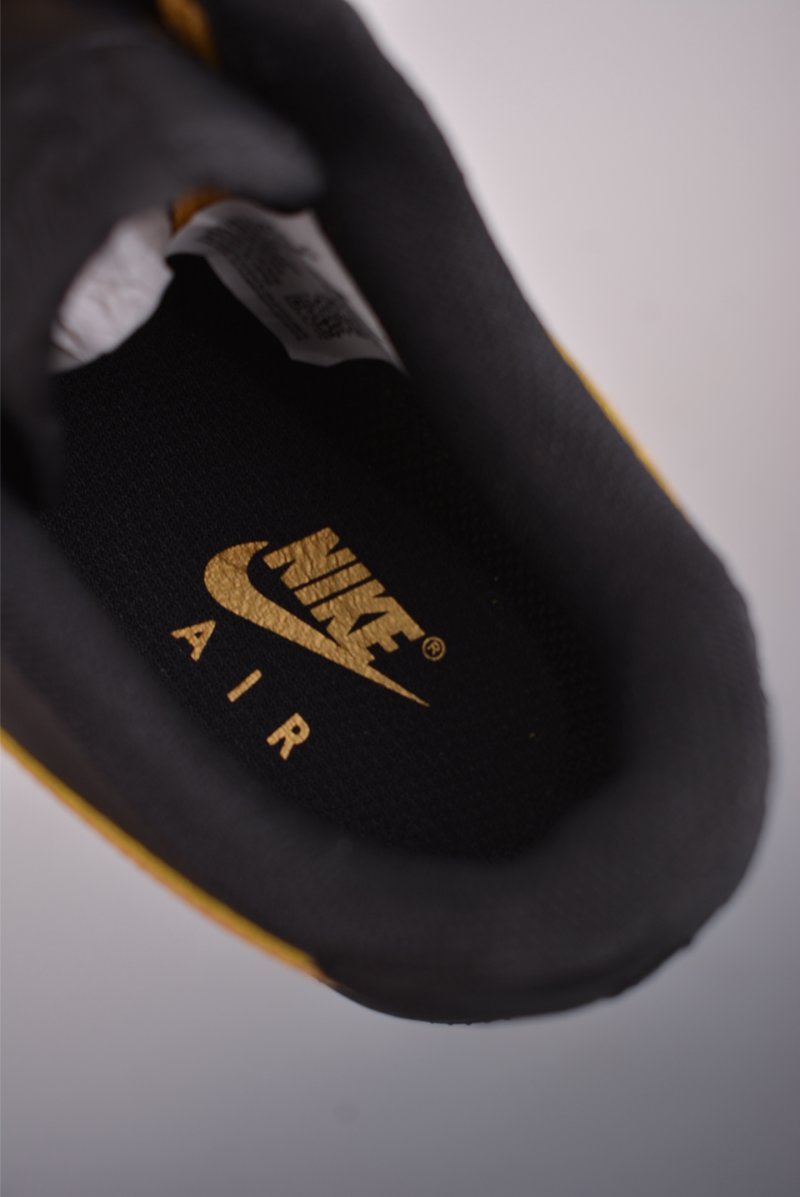 Nike Air Force 1 Low view