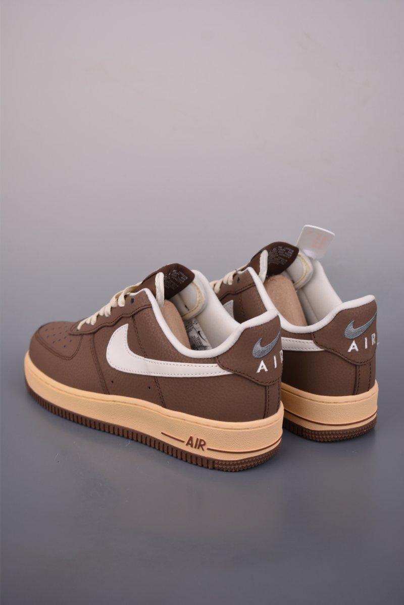 Nike Air Force 1 Low view