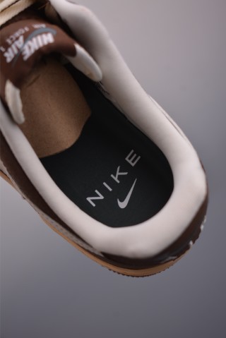 Nike Air Force 1 Low view 9