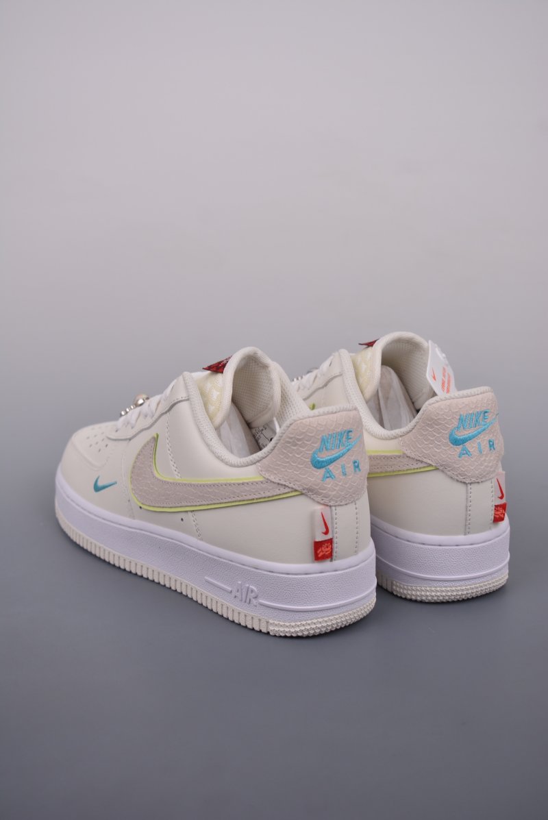 Nike Air Force 1 Low 'White' view