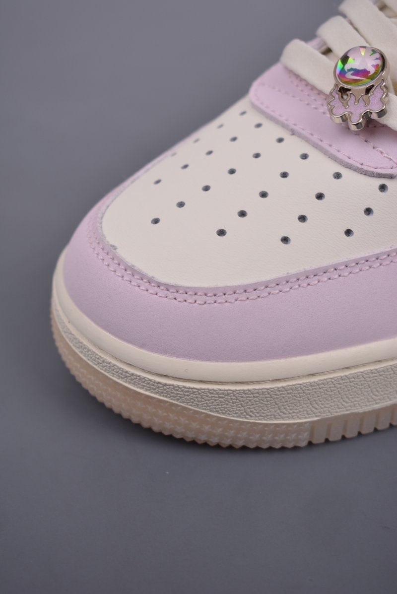 Nike Air Force 1 Low 'White / Purple' view