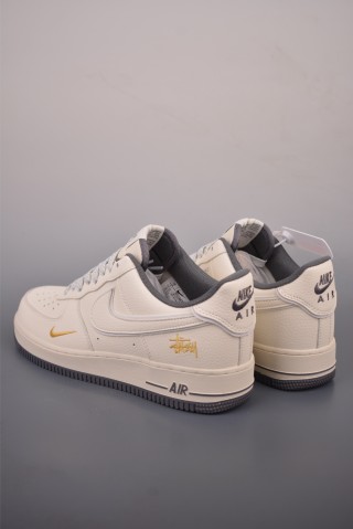 Nike Air Force 1 Low 'Stüssy' view 2