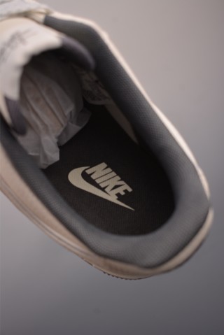 Nike Air Force 1 Low 'Stüssy' view 9