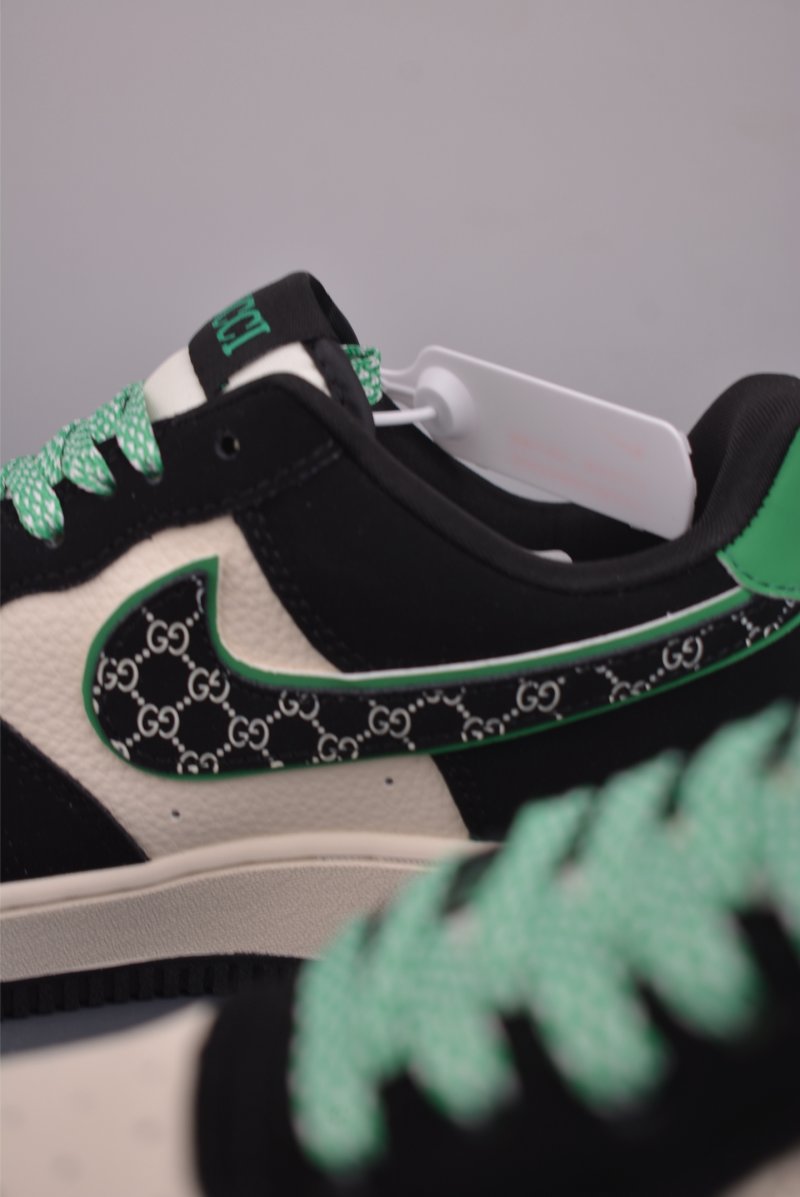 Nike Air Force 1 Low 'Gucci' view