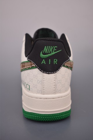 Nike Air Force 1 Low 'Gucci' view 4