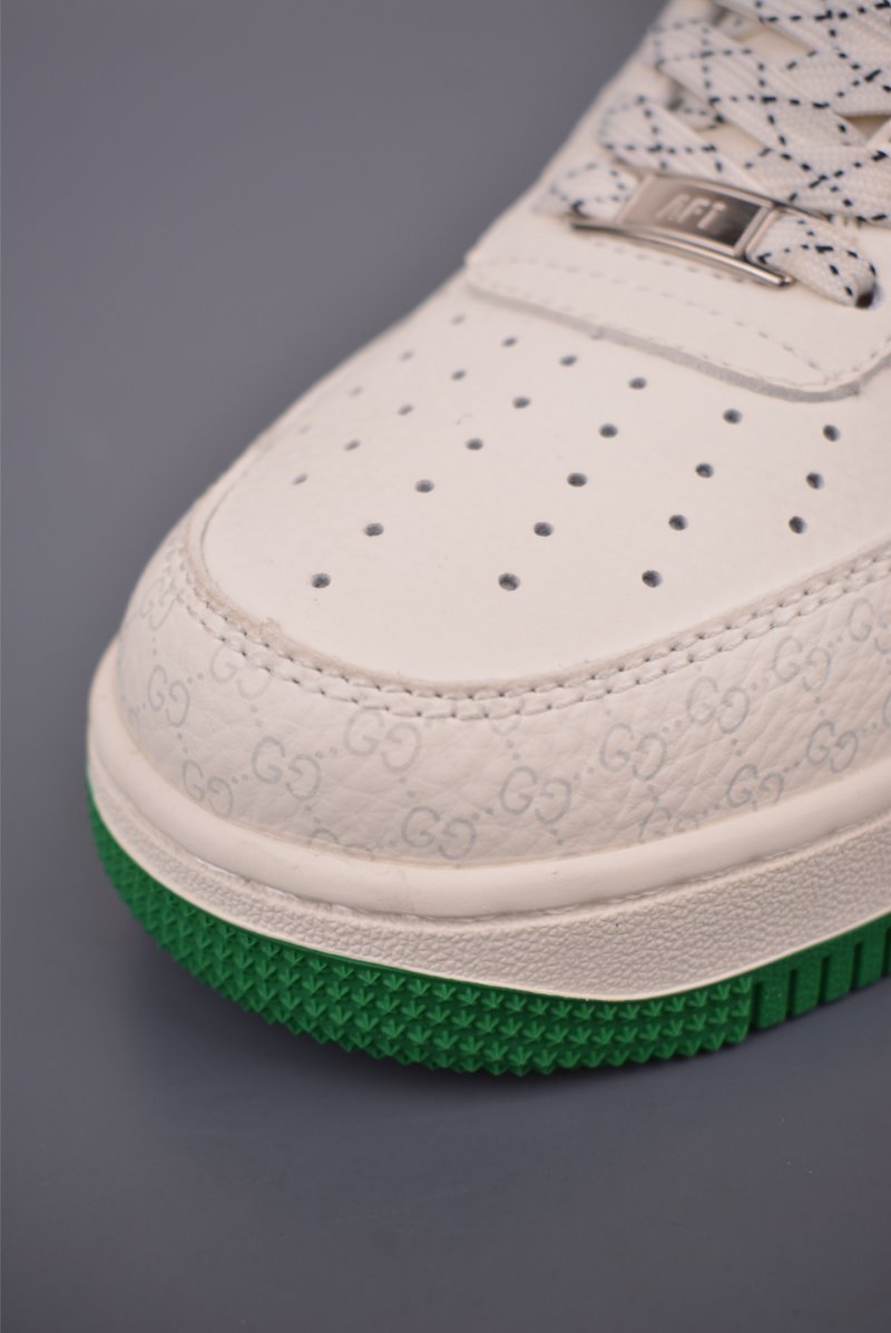 Nike Air Force 1 Low 'Gucci' view
