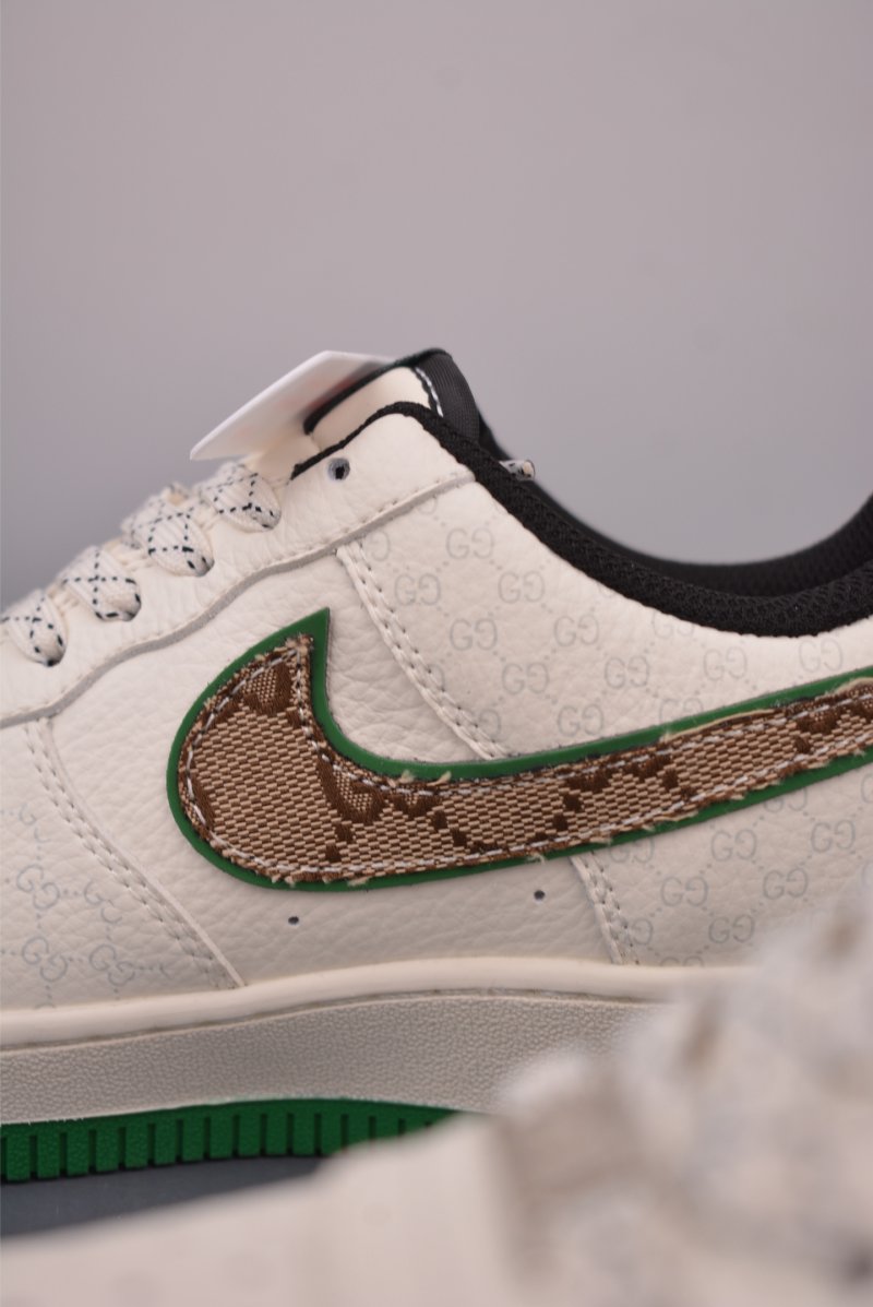 Nike Air Force 1 Low 'Gucci' view