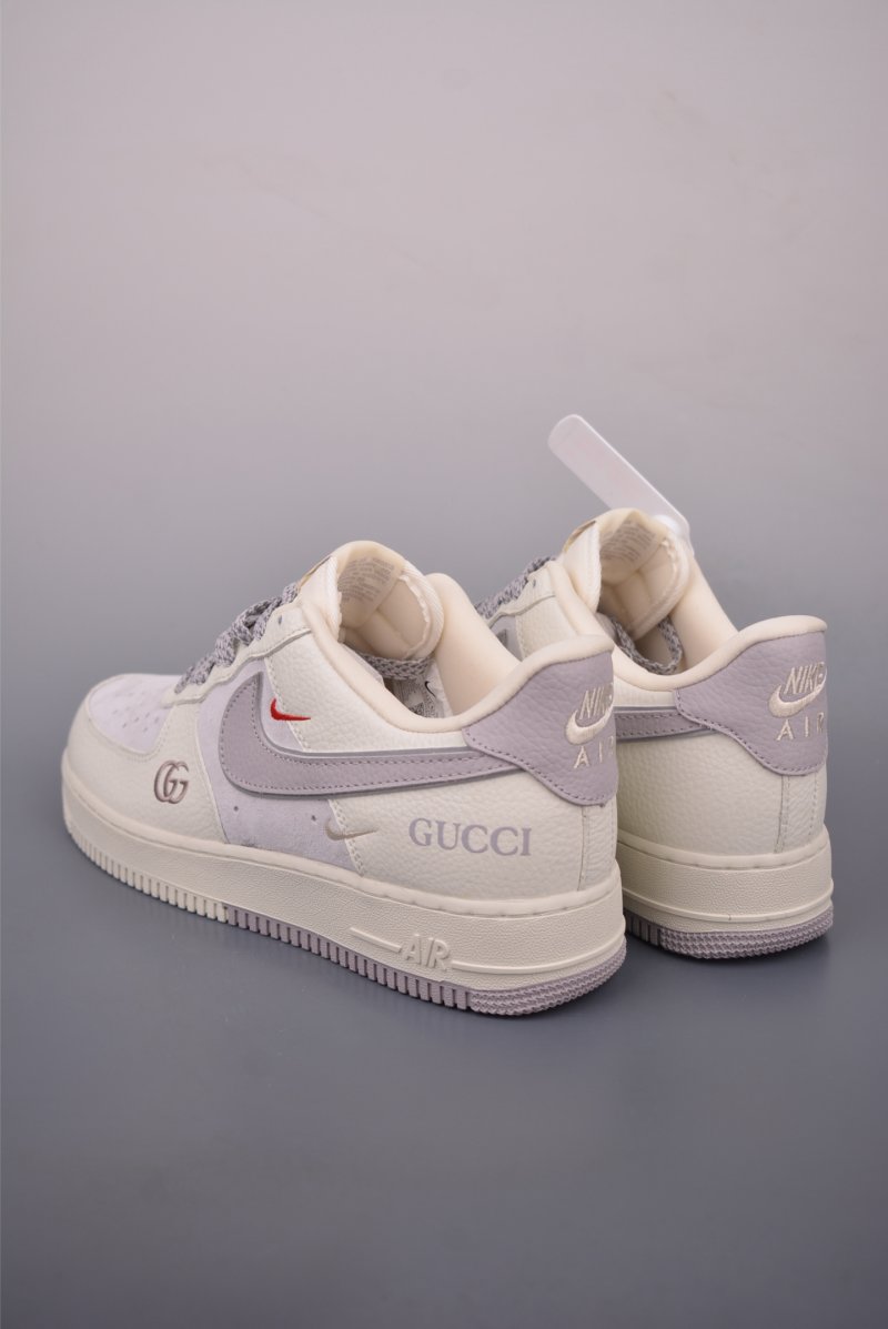 Nike Air Force 1 Low 'Gucci' view
