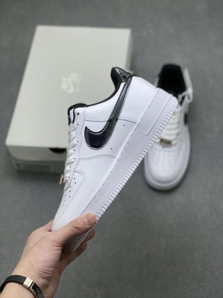Nike Air Force 1 Low 'Gold' view 3