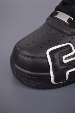 Nike Air Force 1 Low view 6