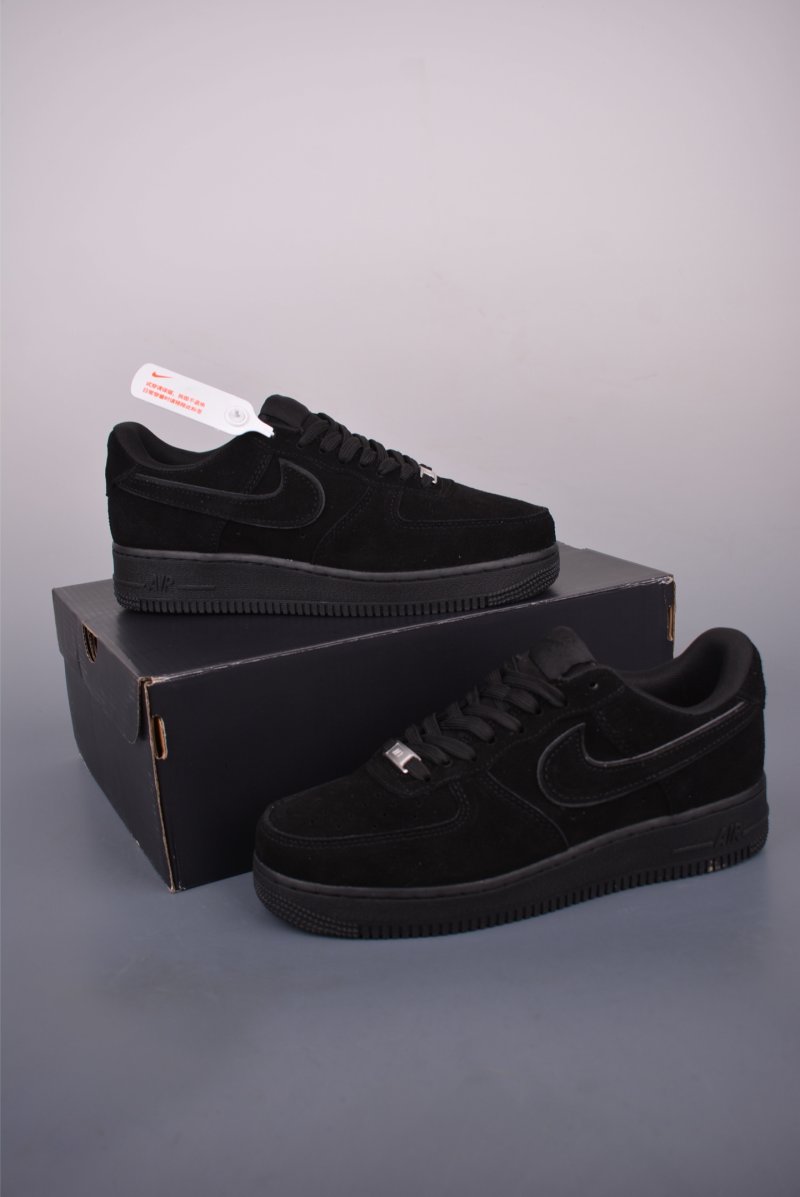 Nike Air Force 1 Low view