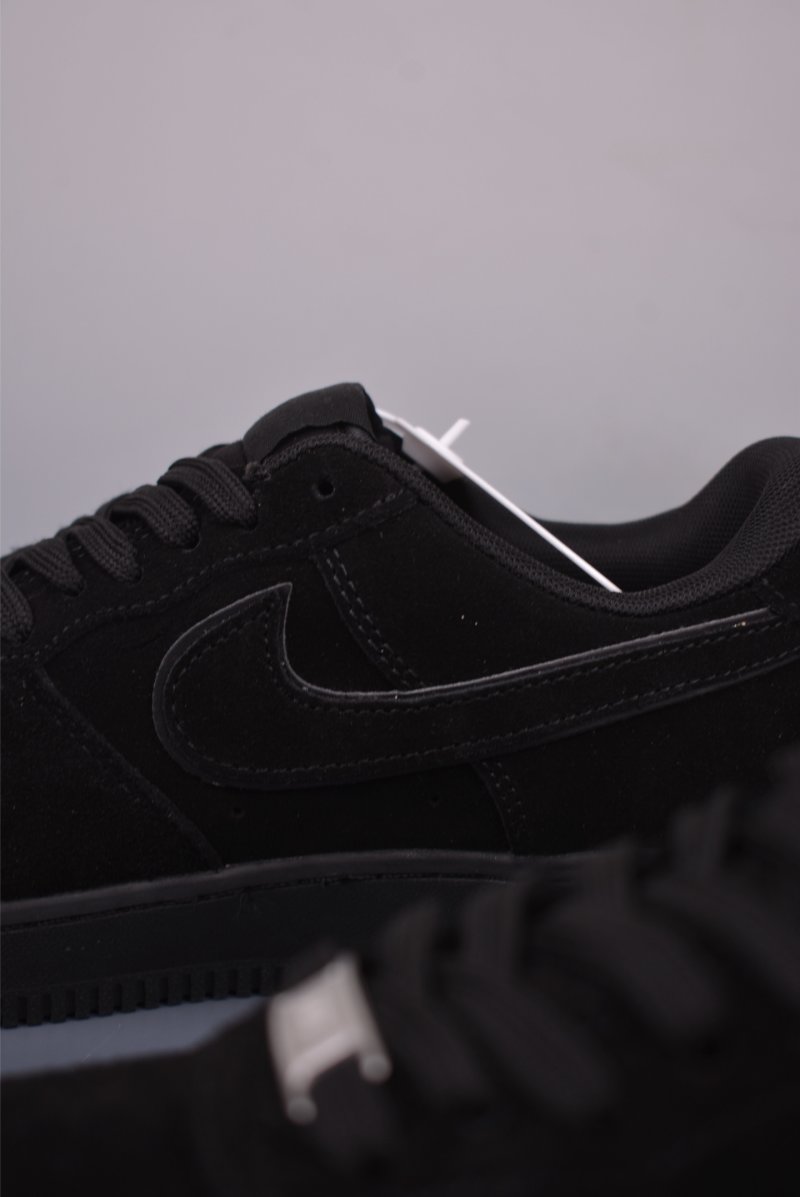 Nike Air Force 1 Low view
