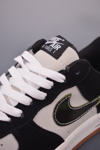Nike Air Force 1 Low view 7