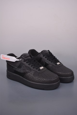 Nike Air Force 1 Low view 1