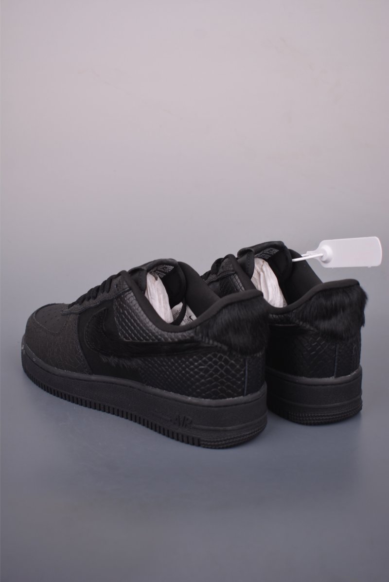 Nike Air Force 1 Low view