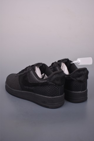 Nike Air Force 1 Low view 2