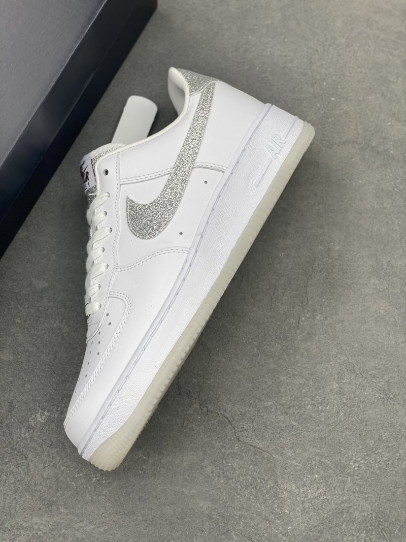 Nike Air Force 1 Low 'Gold' view