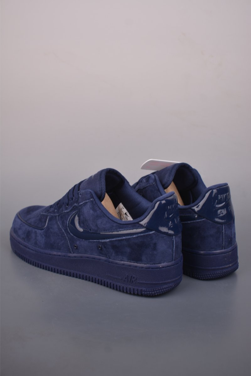 Nike Air Force 1 Low view