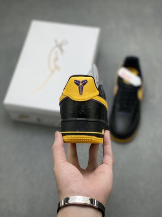 Nike Air Force 1 Low 'Gold' view 4