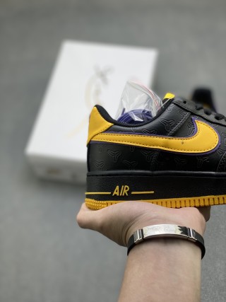 Nike Air Force 1 Low 'Gold' view 5