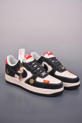 Nike Air Force 1 Low view 1