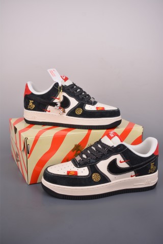 Nike Air Force 1 Low view 5