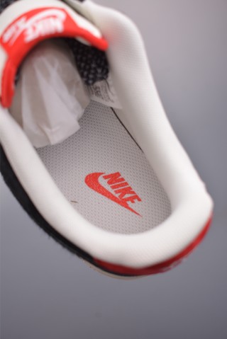 Nike Air Force 1 Low view 9