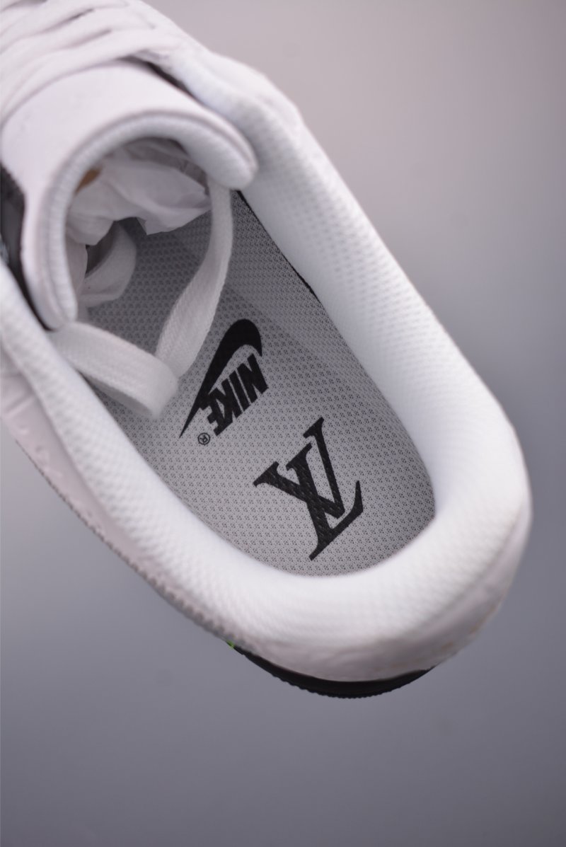 Nike Air Force 1 Low view