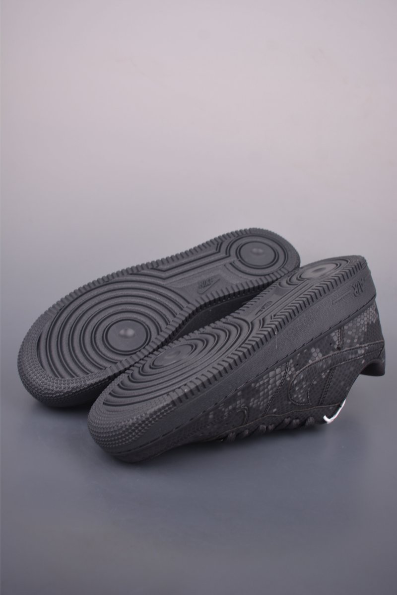 Nike Air Force 1 Low 'Black / Grey' view