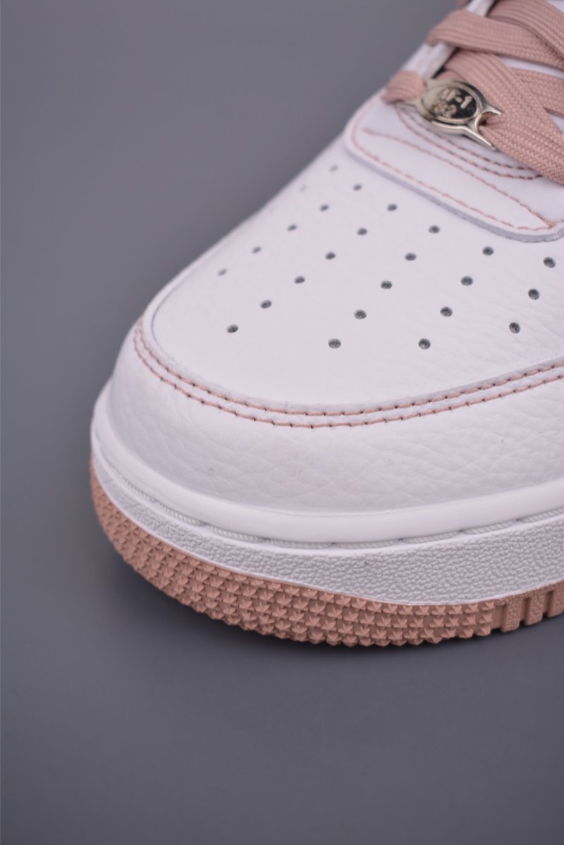 Nike Air Force 1 Low 'White / Pink' view