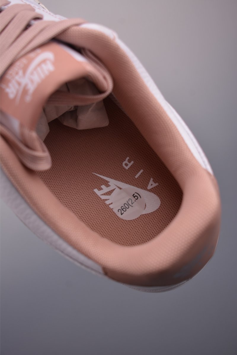 Nike Air Force 1 Low 'White / Pink' view