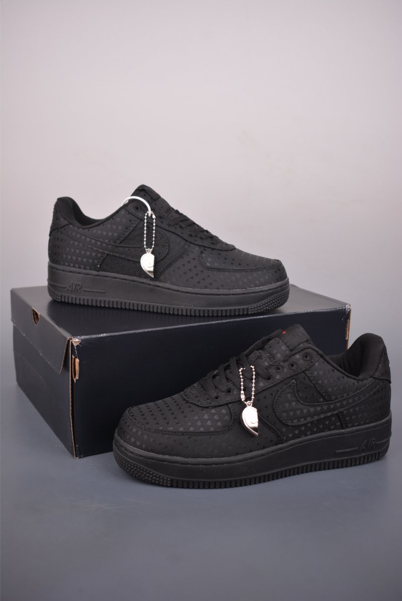 Nike Air Force 1 Low view