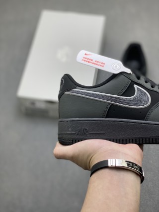 Nike Air Force 1 Low 'Gold' view 5
