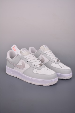 Nike Air Force 1 Low view 1