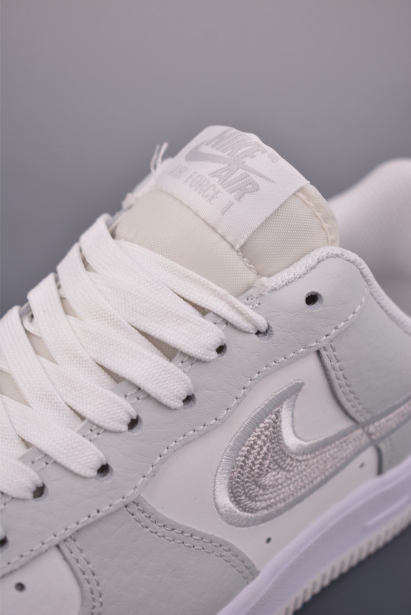 Nike Air Force 1 Low view