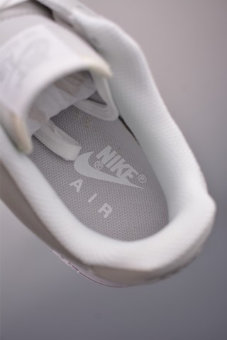Nike Air Force 1 Low view 9