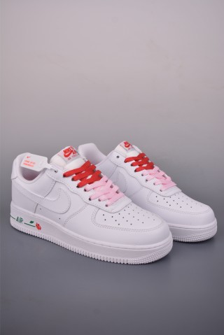 Nike Air Force 1 Low view 1