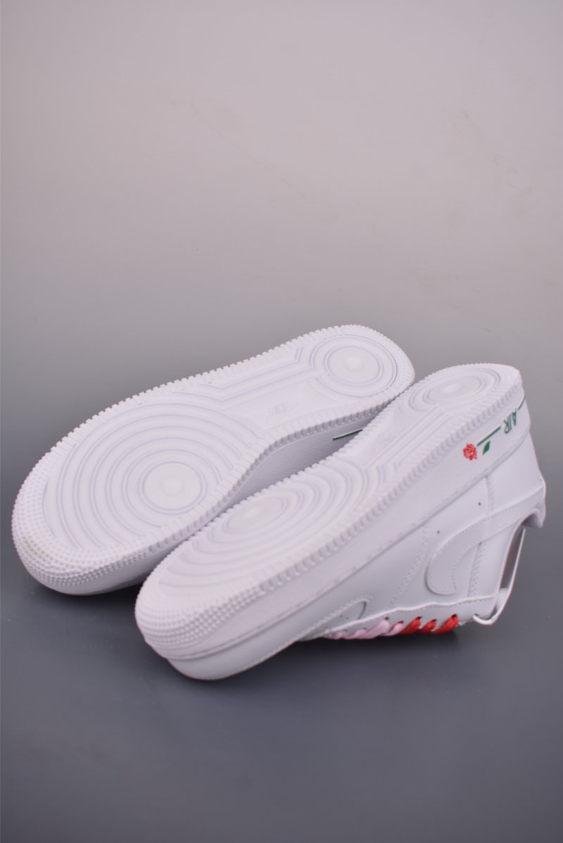 Nike Air Force 1 Low view