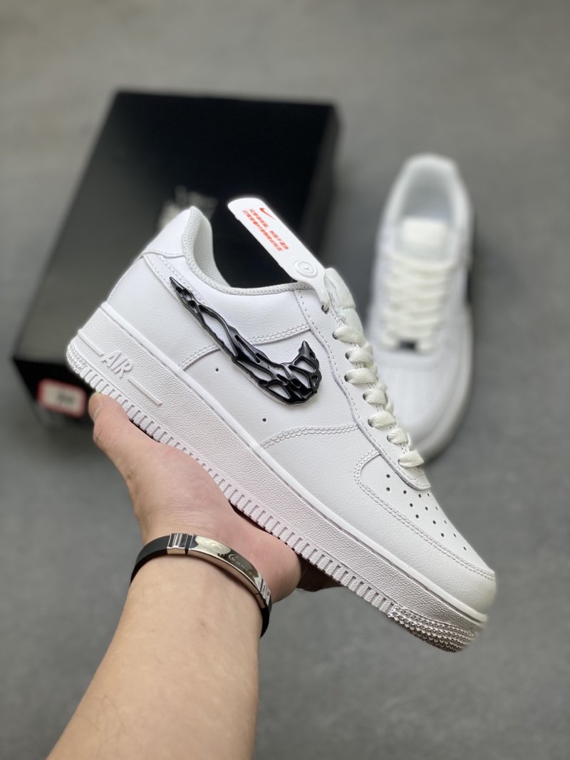 Nike Air Force 1 Low