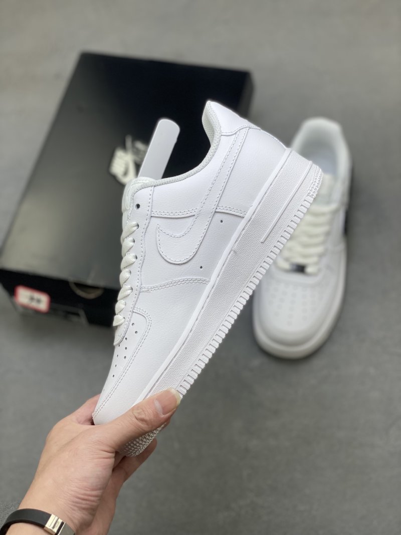 Nike Air Force 1 Low view