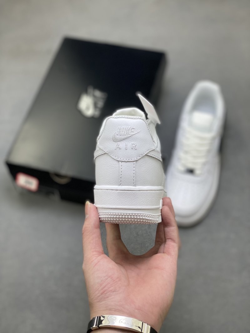 Nike Air Force 1 Low view