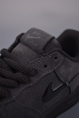 Nike Air Force 1 Low view 7