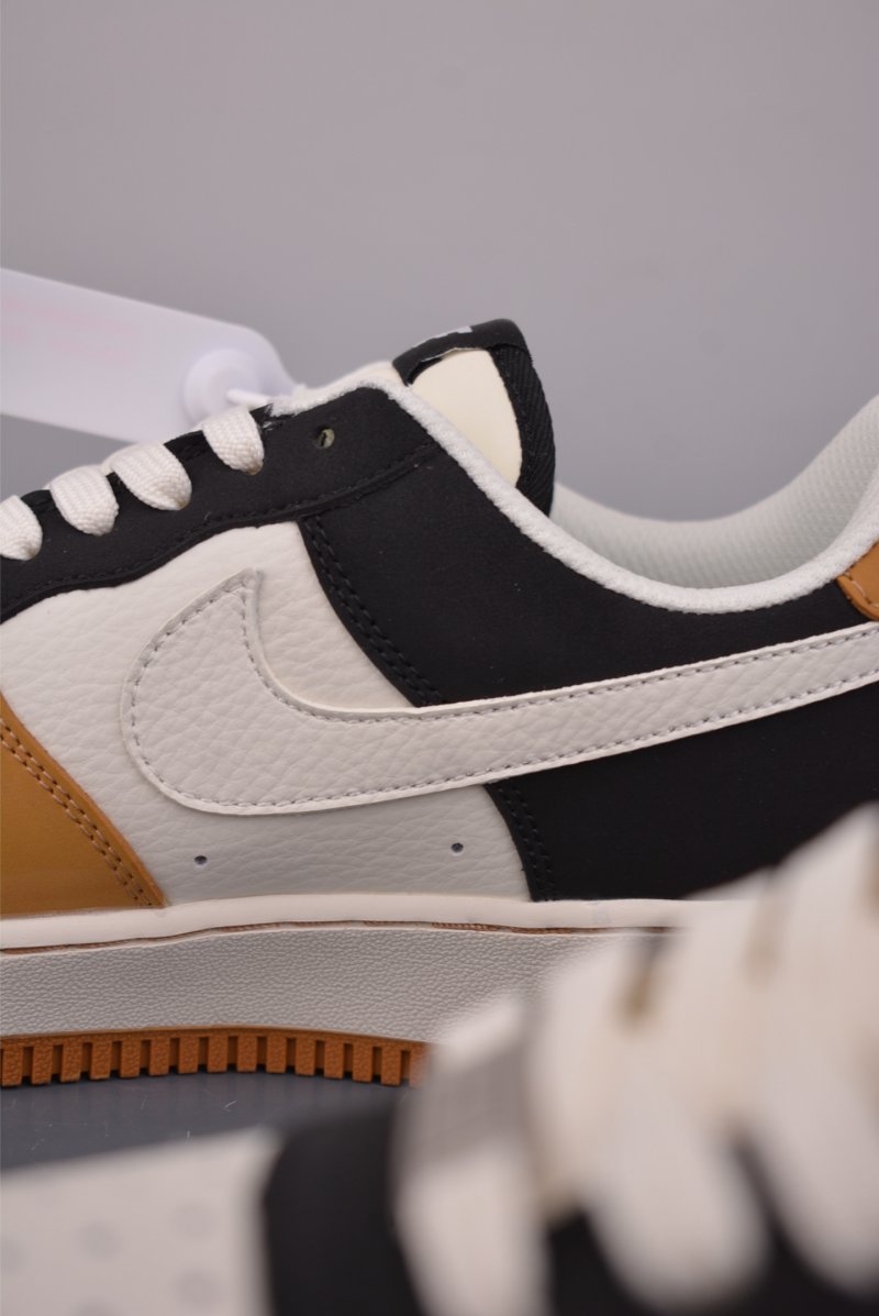 Nike Air Force 1 Low 'White / Brown / Black' view