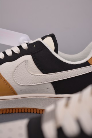 Nike Air Force 1 Low 'White / Brown / Black' view 8