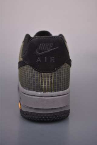 Nike Air Force 1 Low view 4