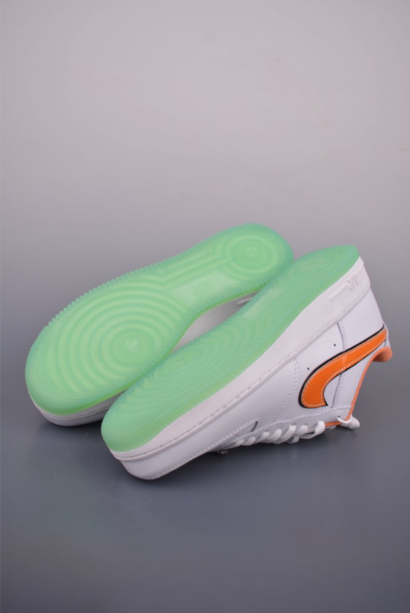 Nike Air Force 1 Low view
