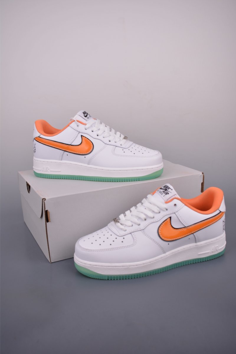 Nike Air Force 1 Low view