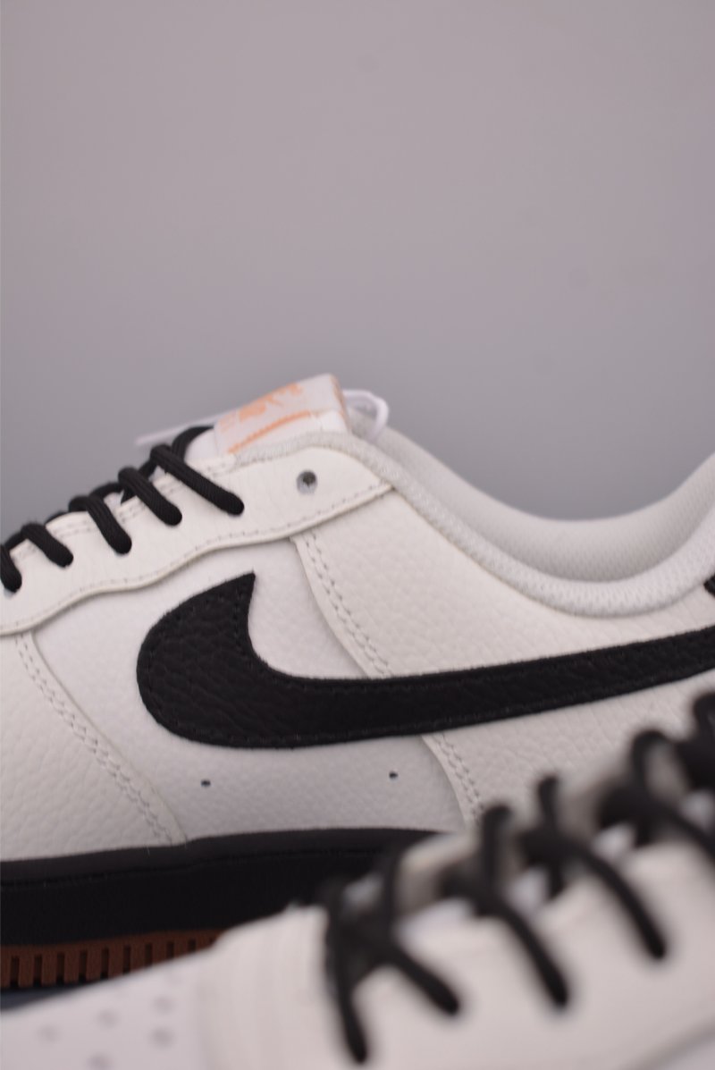 Nike Air Force 1 Low view
