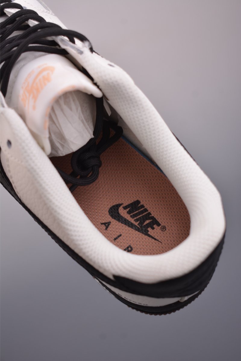 Nike Air Force 1 Low view