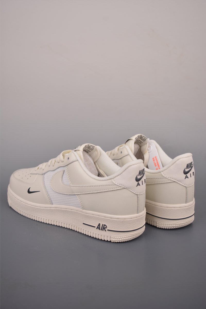 Nike Air Force 1 Low view